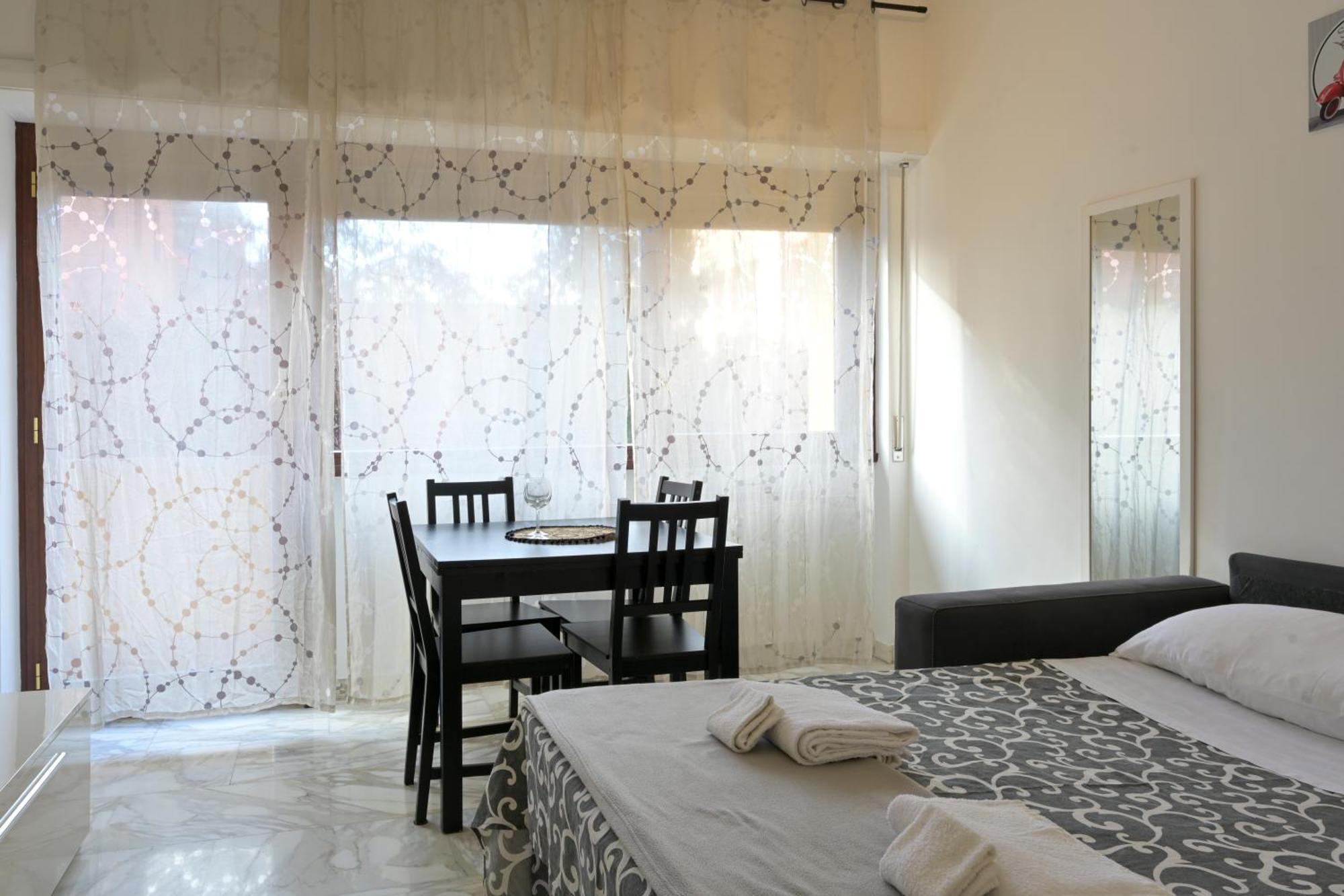 Gold Apartment Monteverde-Gianicolense โรม ภายนอก รูปภาพ